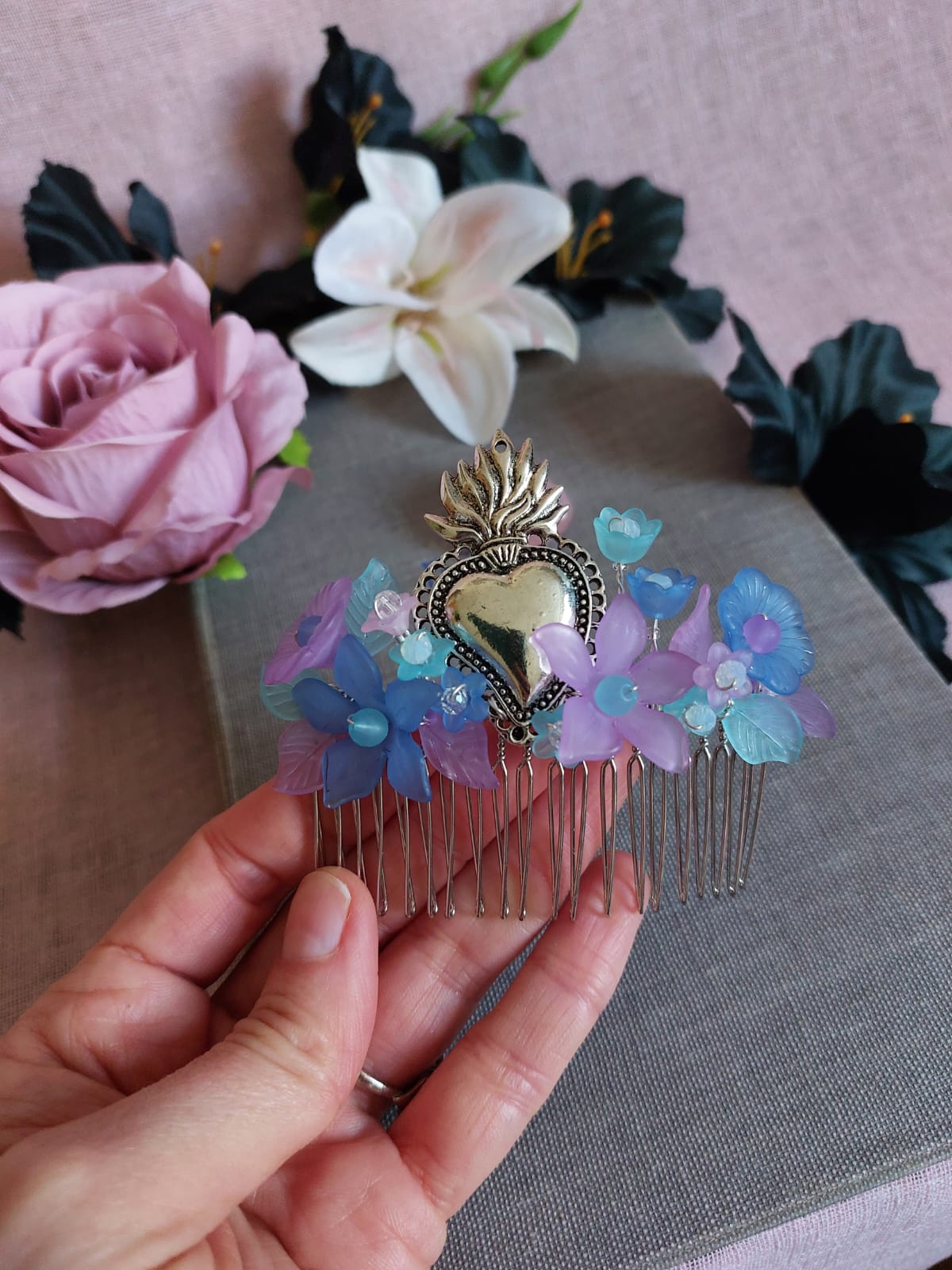 Blue and purple sacred Heart hair comb